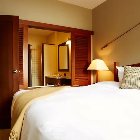 Middle Beach Lodge-2