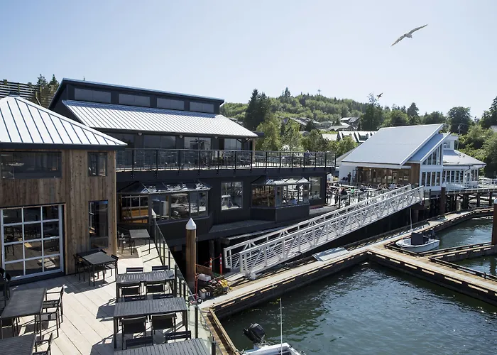 3 star hotel: Tofino Resort + Marina