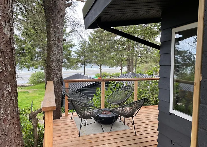 Resort: Mackenzie Beach Resort